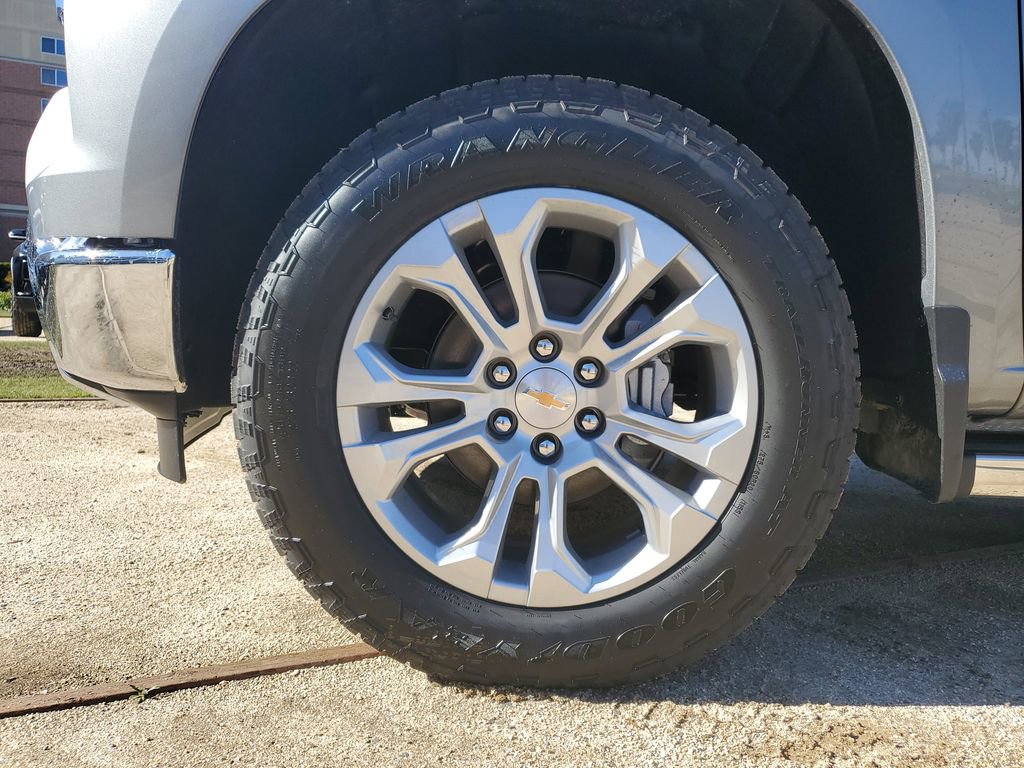 New 2026 Chevrolet Silverado 1500 LTZ w/ LTZ Premium Package image 6