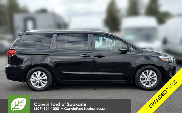 Used 2018 Kia Sedona LX w/ LX Essentials Premium Package FWD image 10