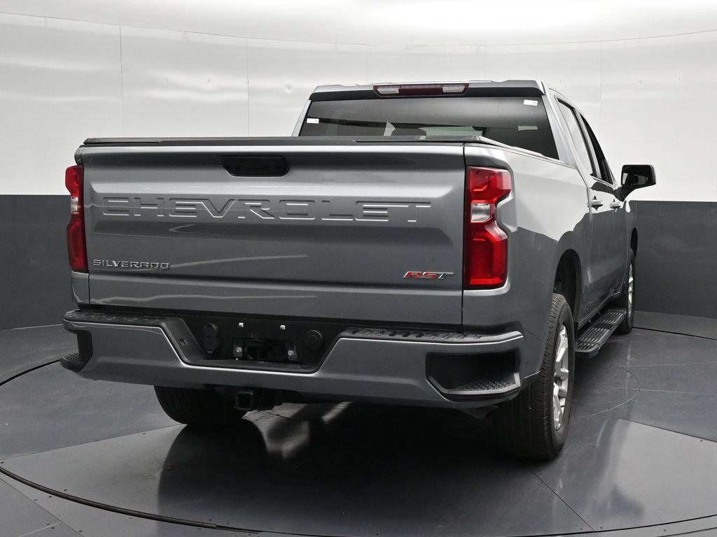 Used 2023 Chevrolet Silverado 1500 RST RWD image 2