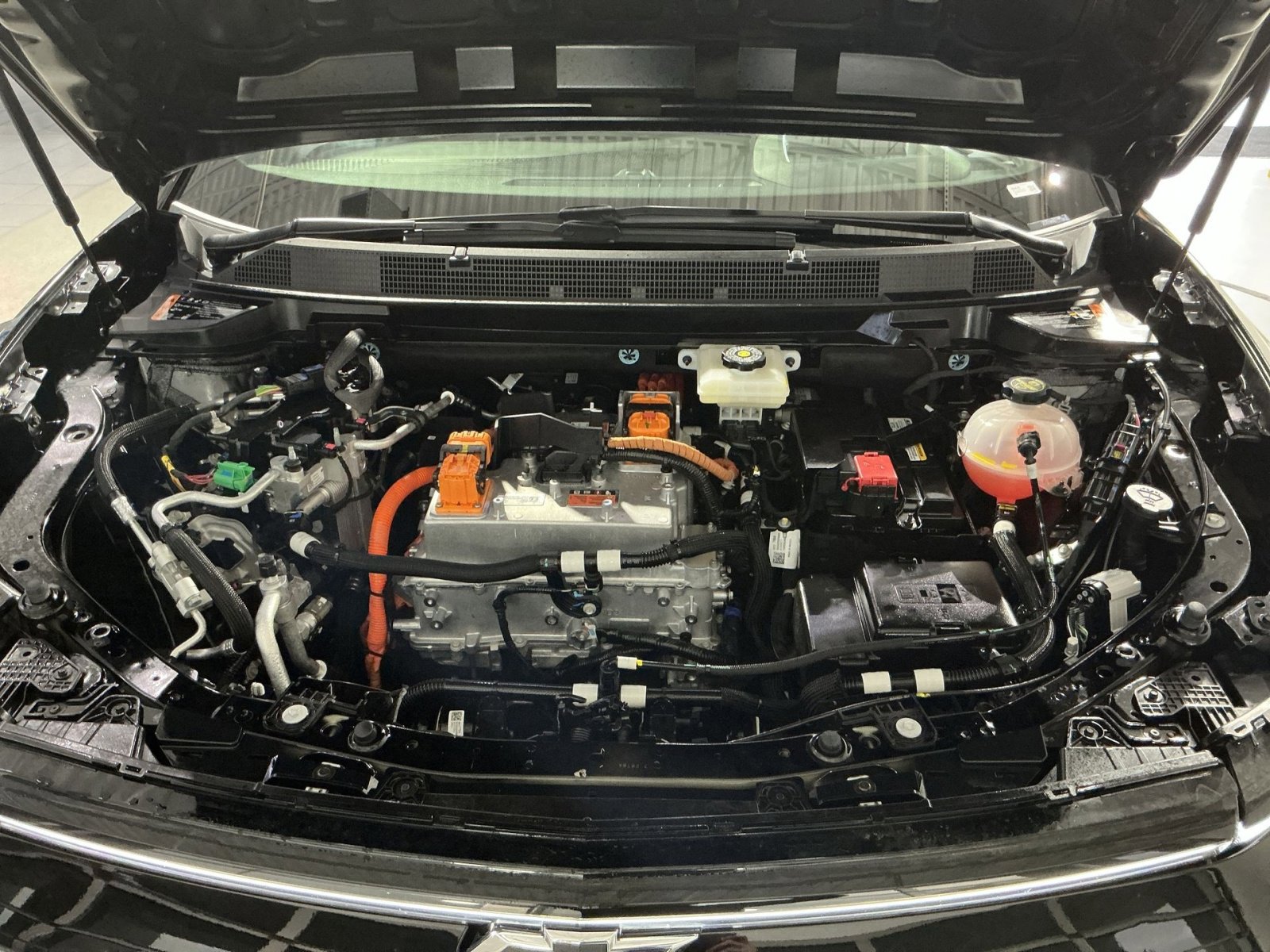 New 2025 Chevrolet Equinox EV RS w/ Active Safety Package 3 image 35