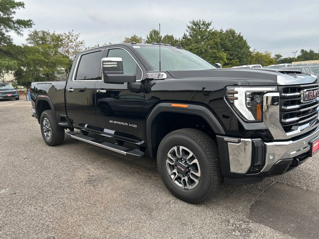 New 2026 GMC Sierra 2500 SLT w/ SLT Premium Package image 8