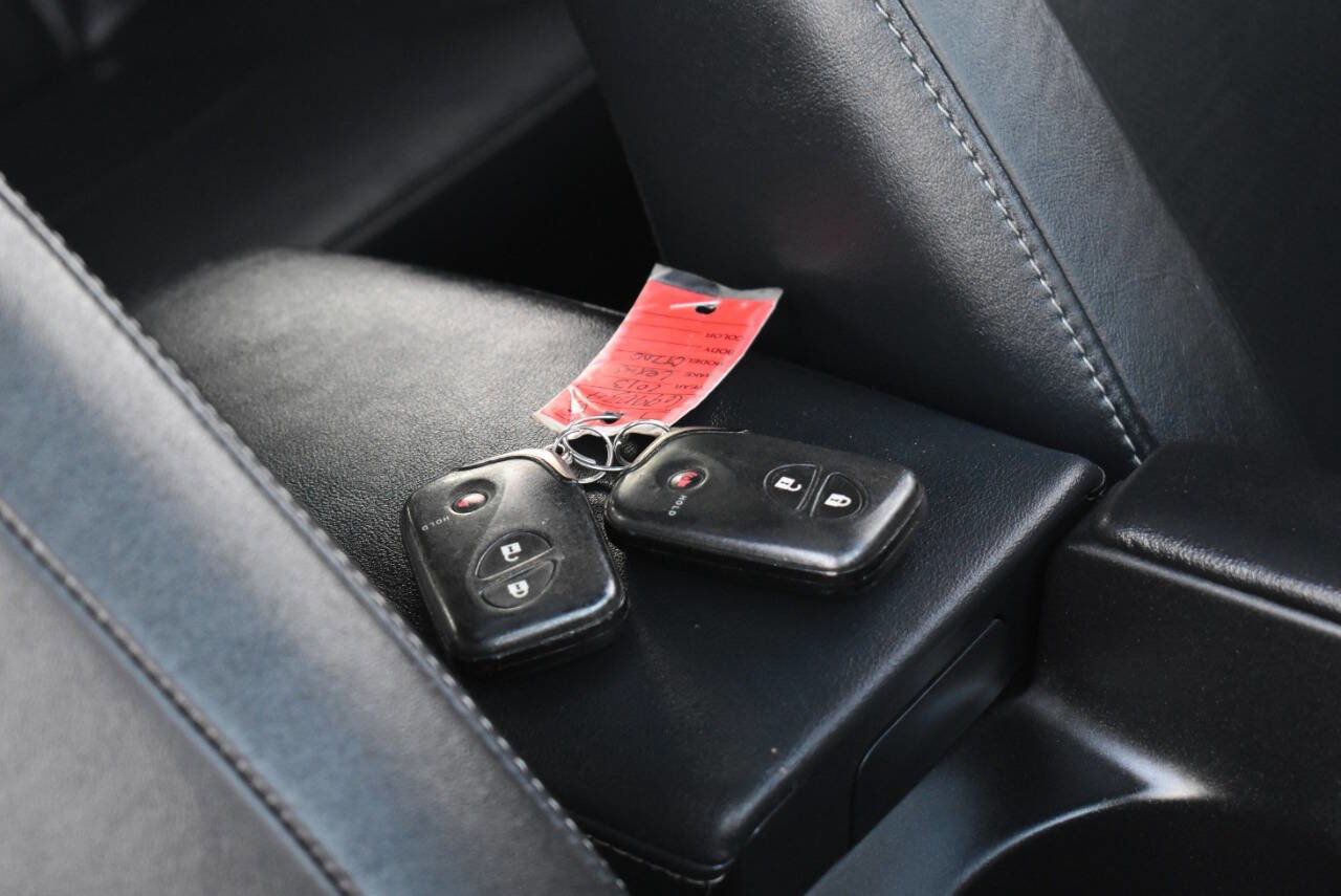 Used 2013 Lexus CT 200h image 52