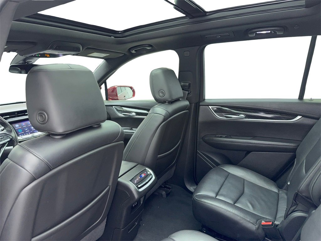 Used 2020 Cadillac XT6 Premium Luxury image 39