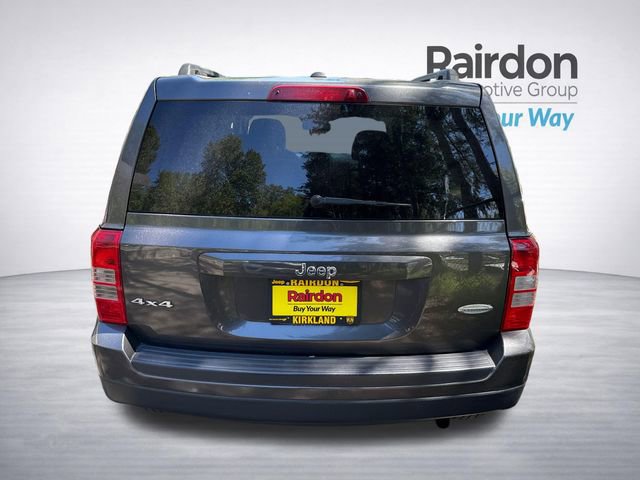 Used 2014 Jeep Patriot Latitude w/ Sun/Sound Group AWD/4WD image 6