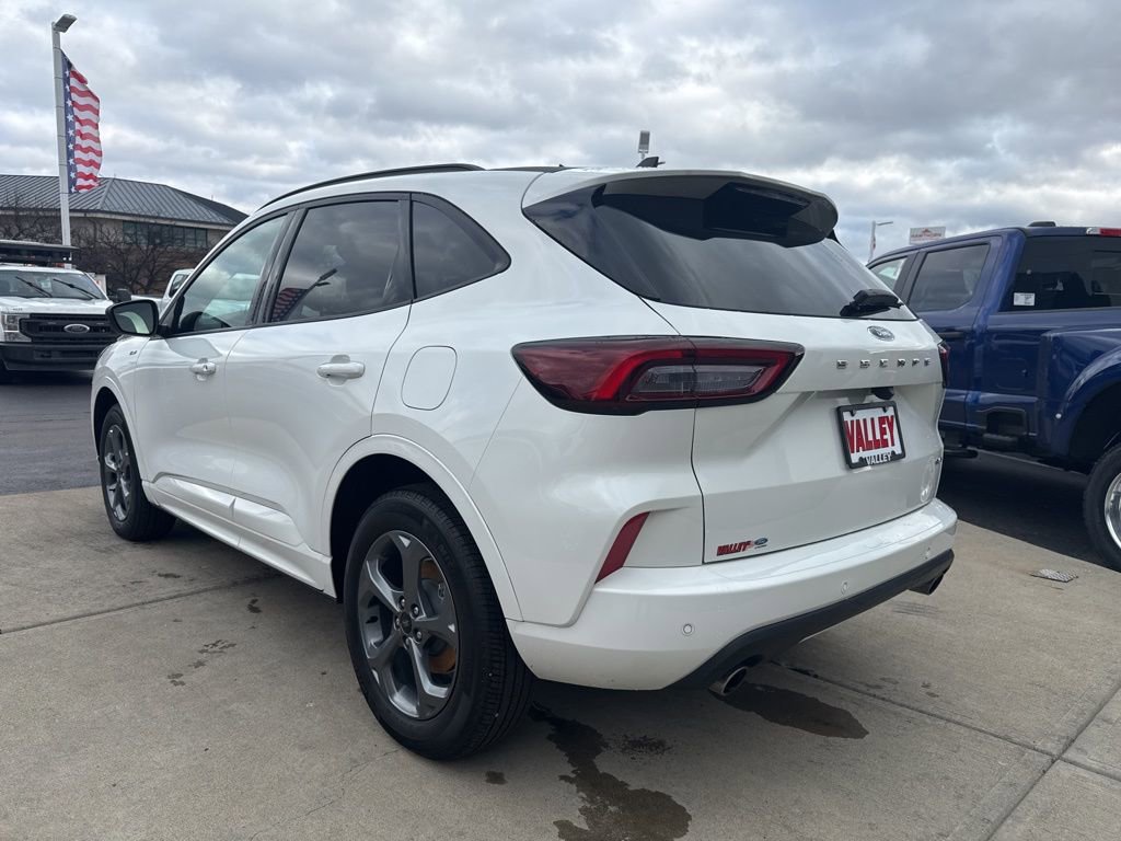 Certified 2024 Ford Escape ST-Line w/ Tech Pack #1 image 7