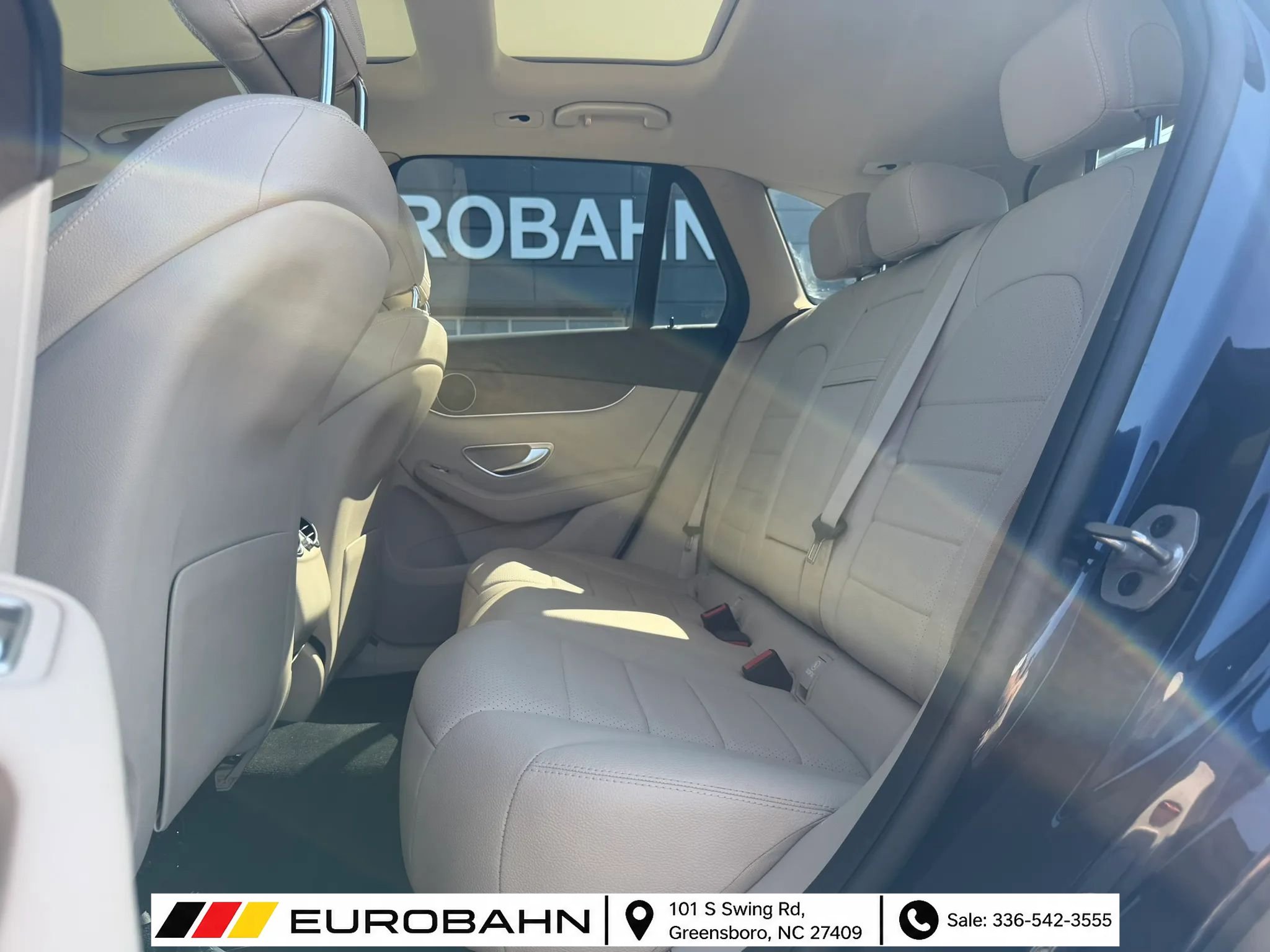 Used 2021 Mercedes-Benz GLC 300 4MATIC image 13