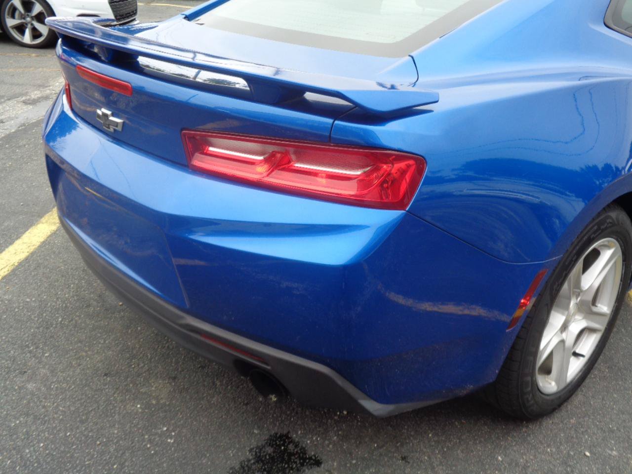 Used 2017 Chevrolet Camaro LT RWD image 23
