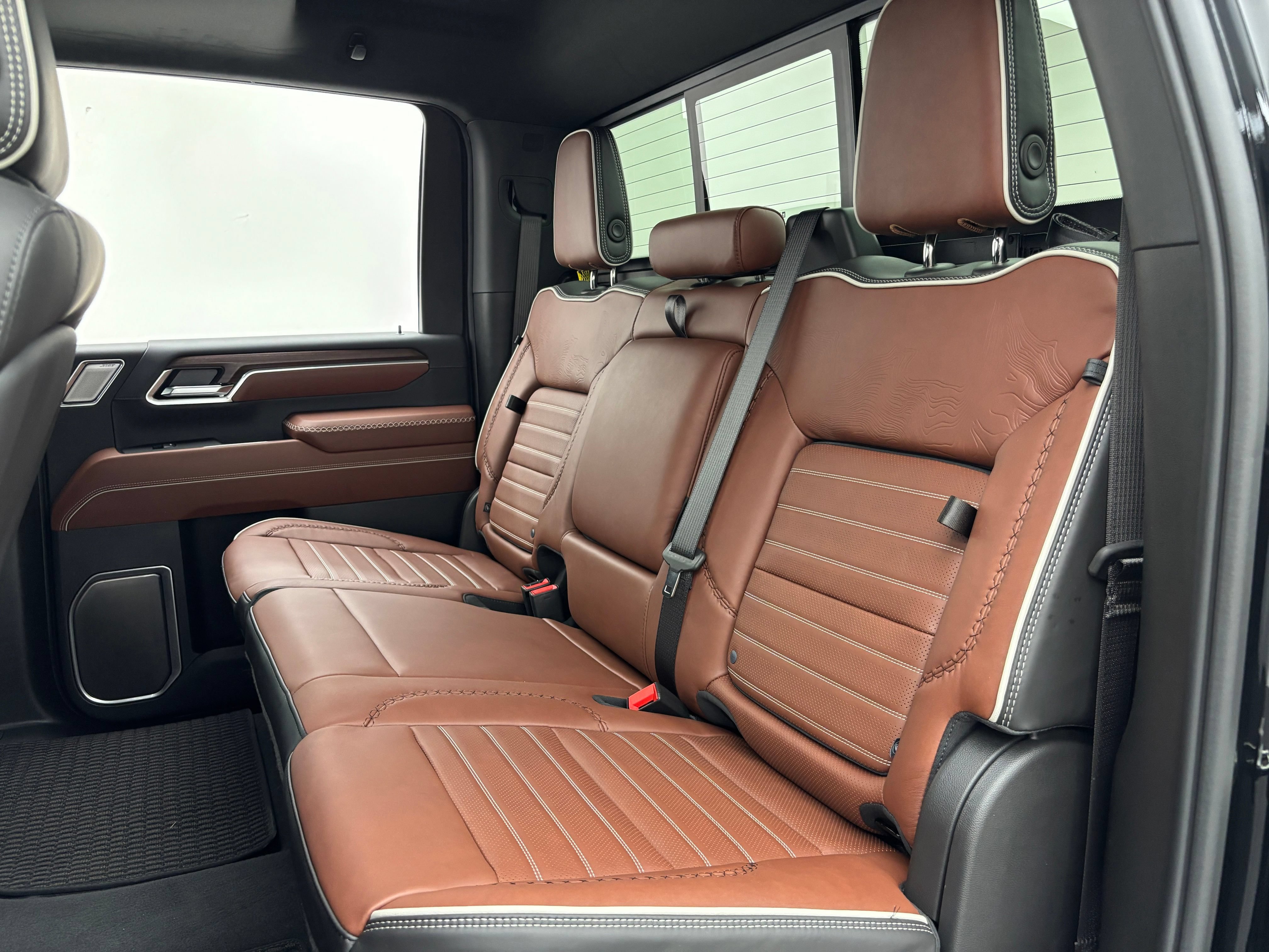 New 2026 GMC Sierra 2500 Denali Ultimate AWD/4WD image 46