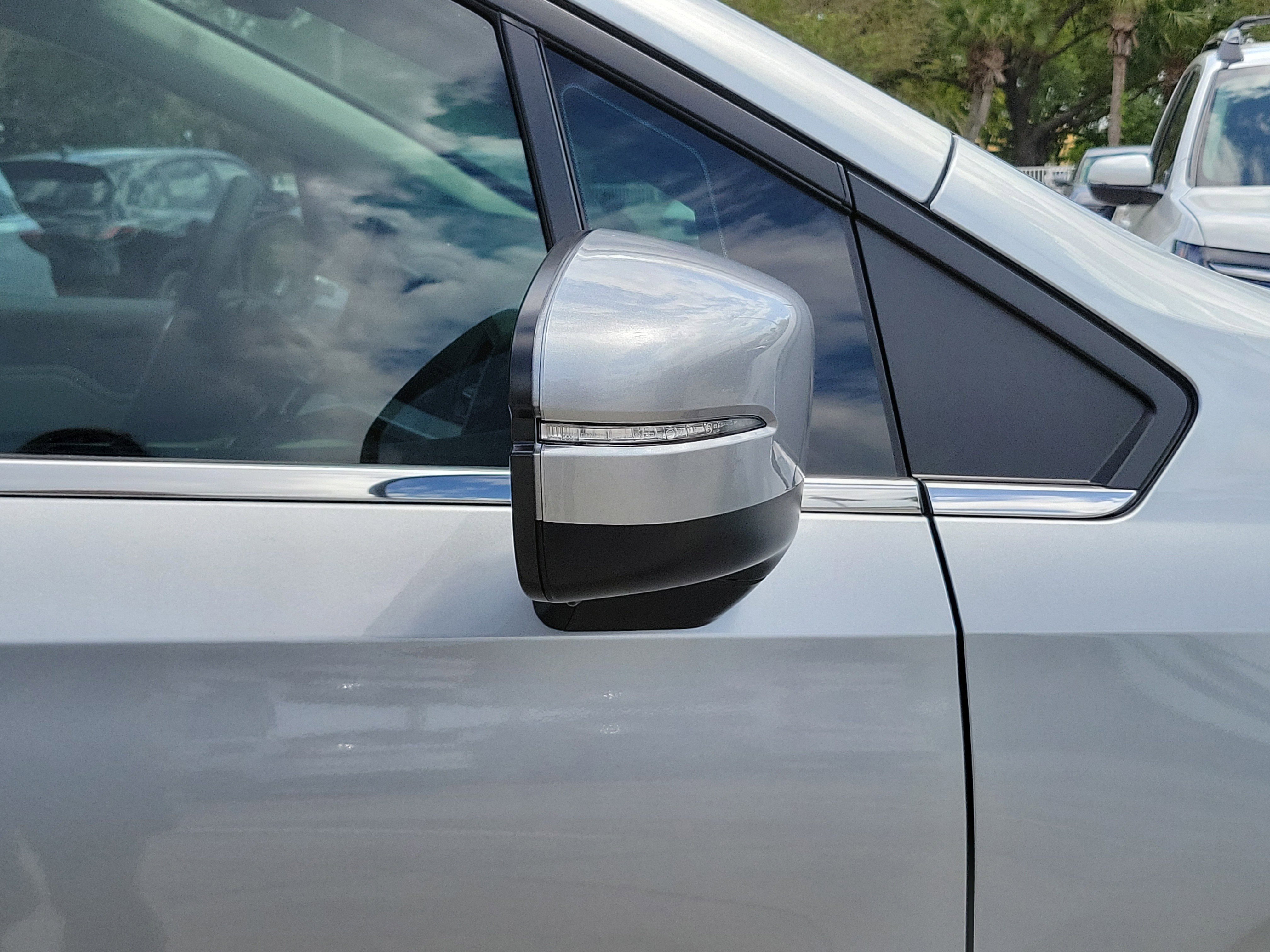 New 2026 Honda Odyssey EX-L image 7