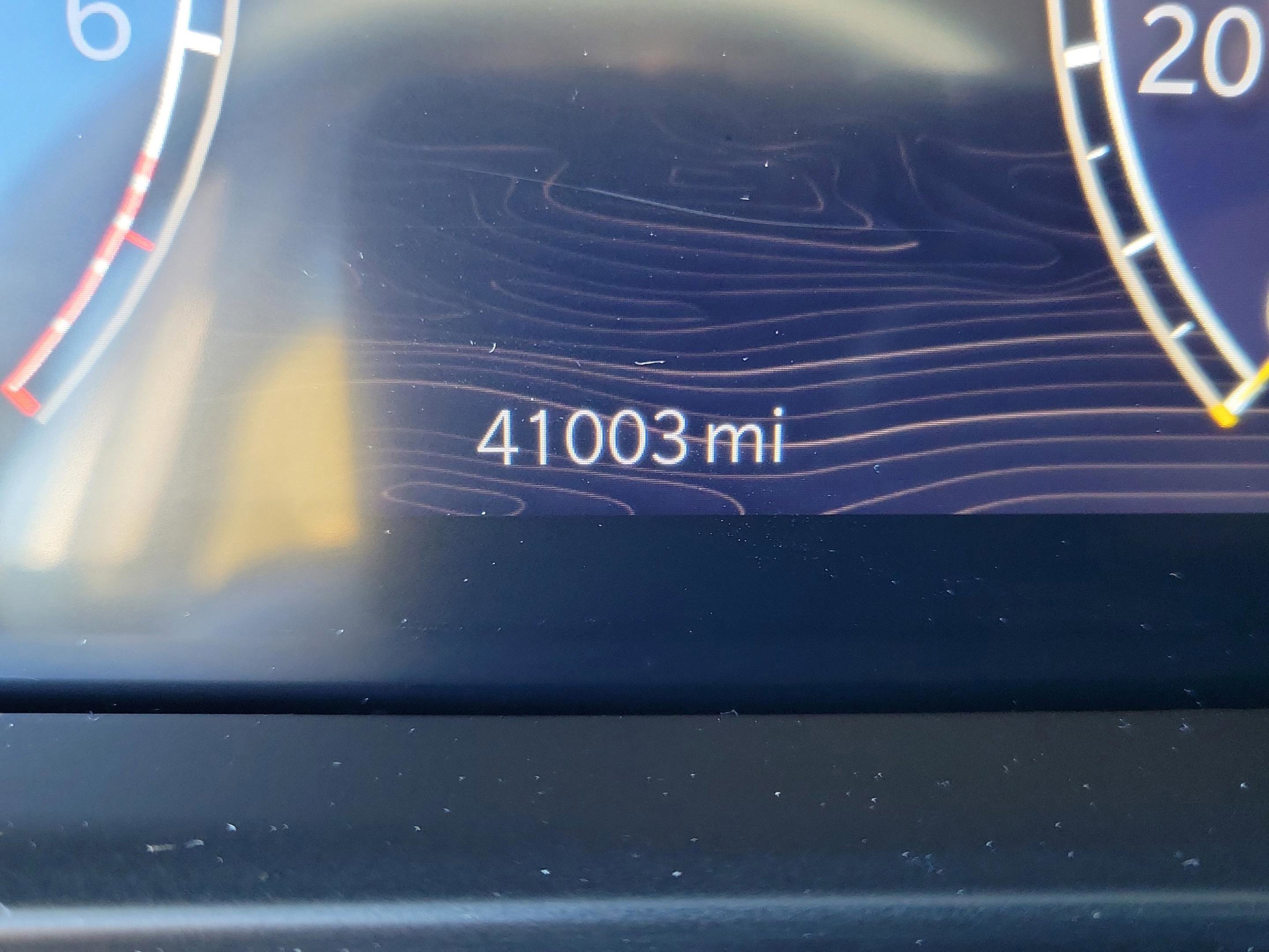 Used 2023 Jeep Grand Cherokee L Limited w/ Black Appearance Package image 27