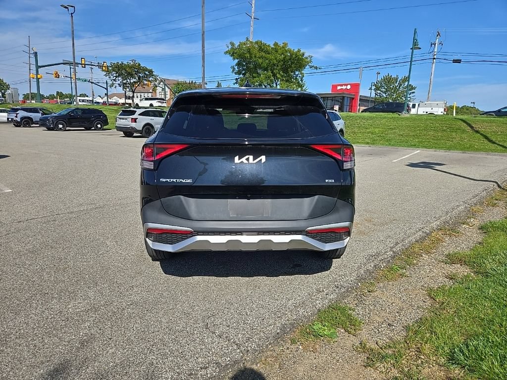 Certified 2023 Kia Sportage LX AWD/4WD image 4
