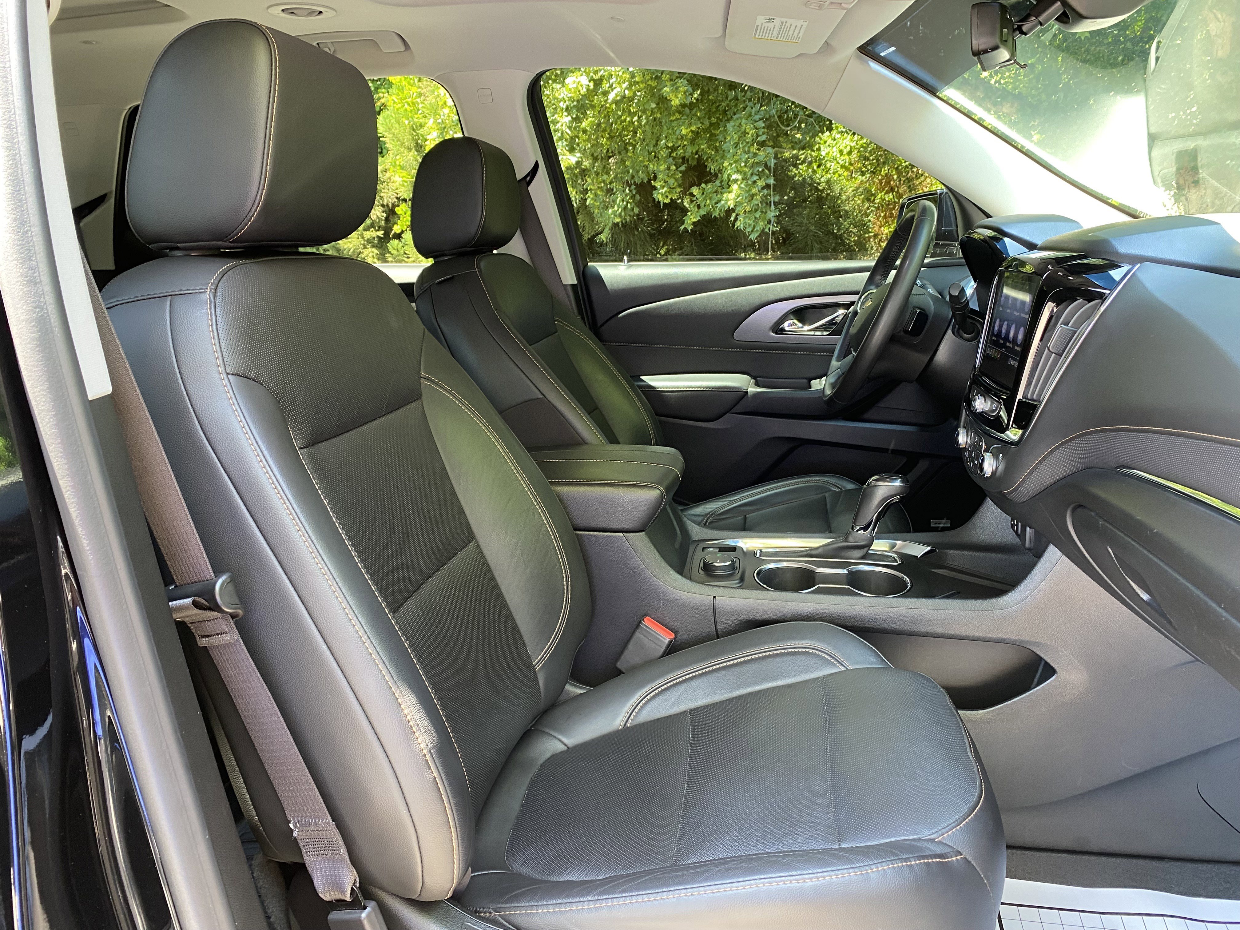 Used 2020 Chevrolet Traverse Premier w/ Redline Edition FWD image 36