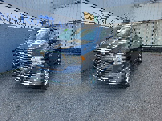 Used 2016 RAM 1500 Big Horn image 2