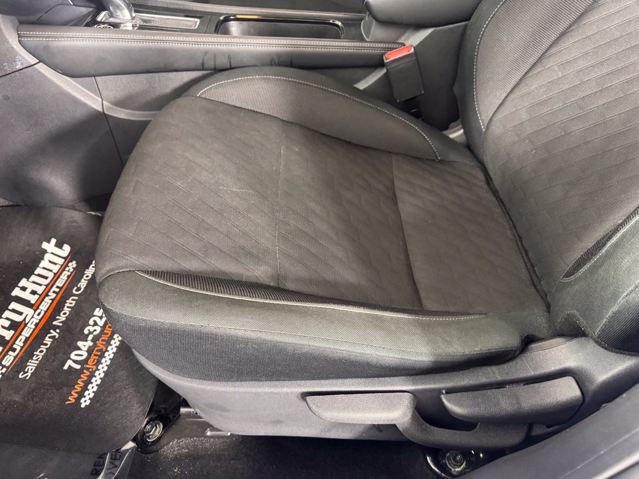 Used 2024 Nissan Kicks SV FWD image 14