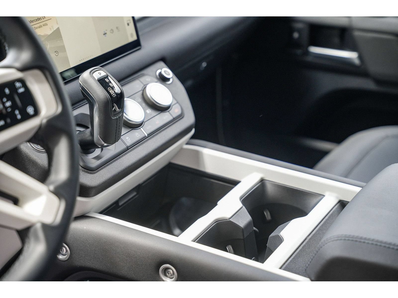 Used 2025 Land Rover Defender 110 S AWD/4WD image 21