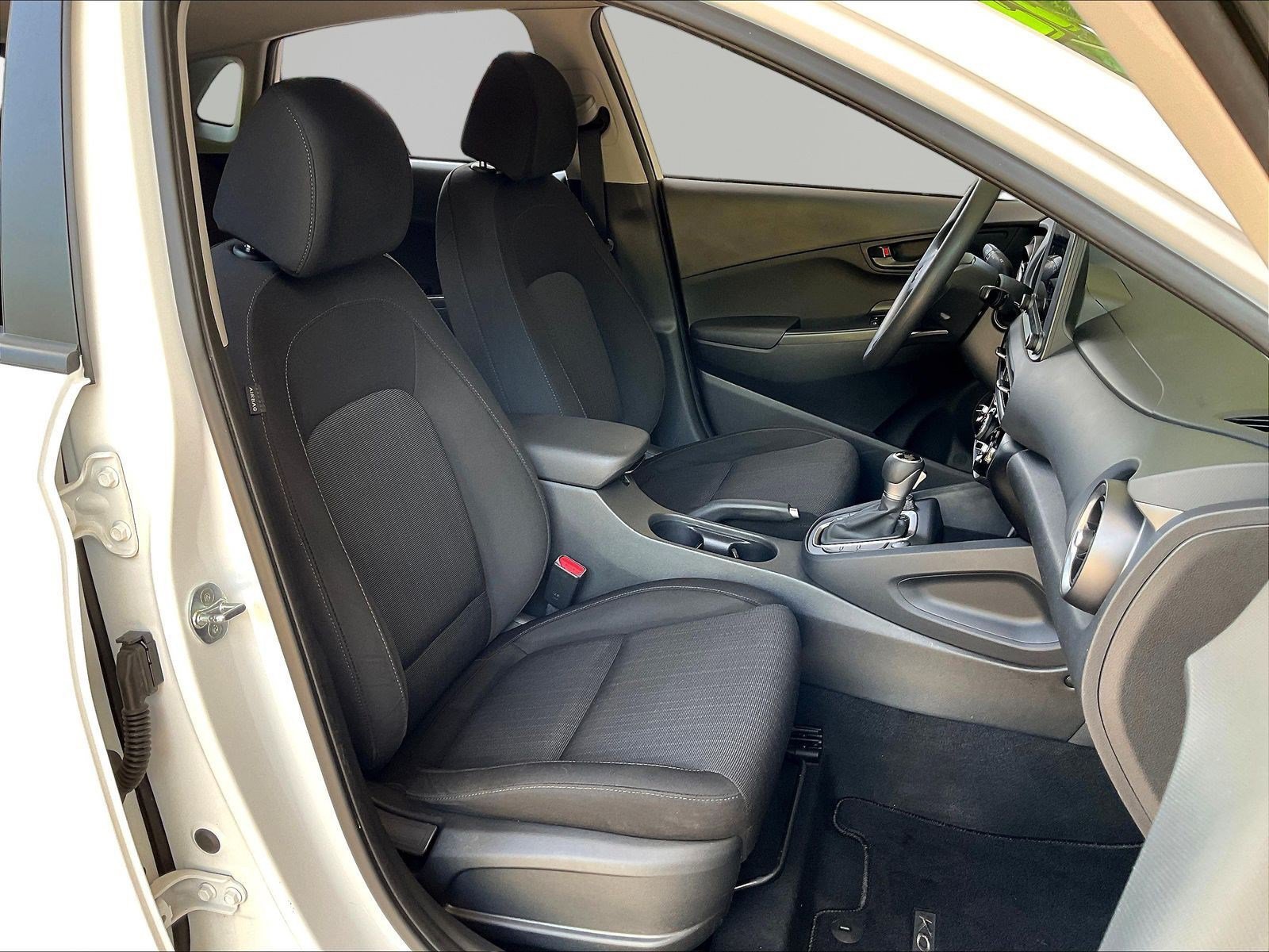 Used 2022 Hyundai Kona SEL w/ Cargo Package AWD/4WD image 27