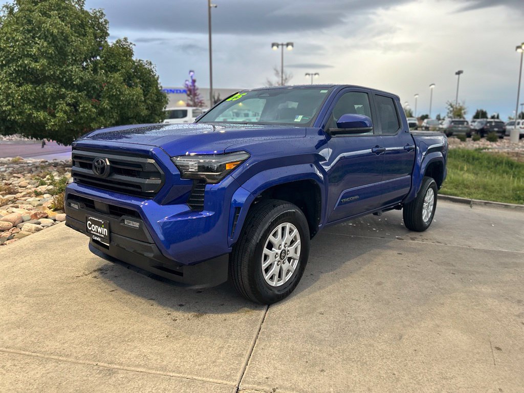 Used 2025 Toyota Tacoma SR5 AWD/4WD image 3