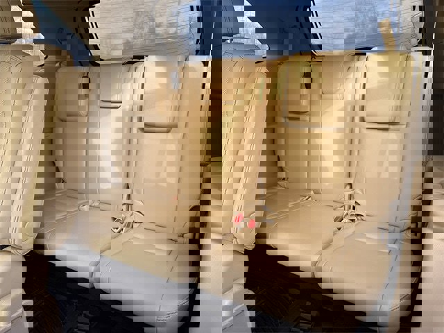 Used 2019 Toyota Highlander Limited image 11