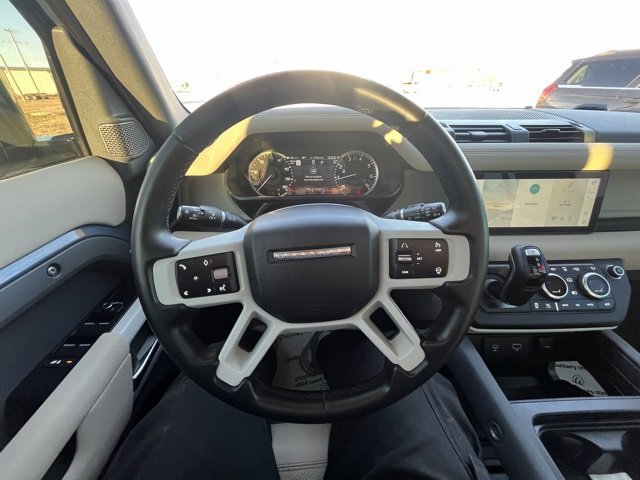 Used 2023 Land Rover Defender 110 S image 12