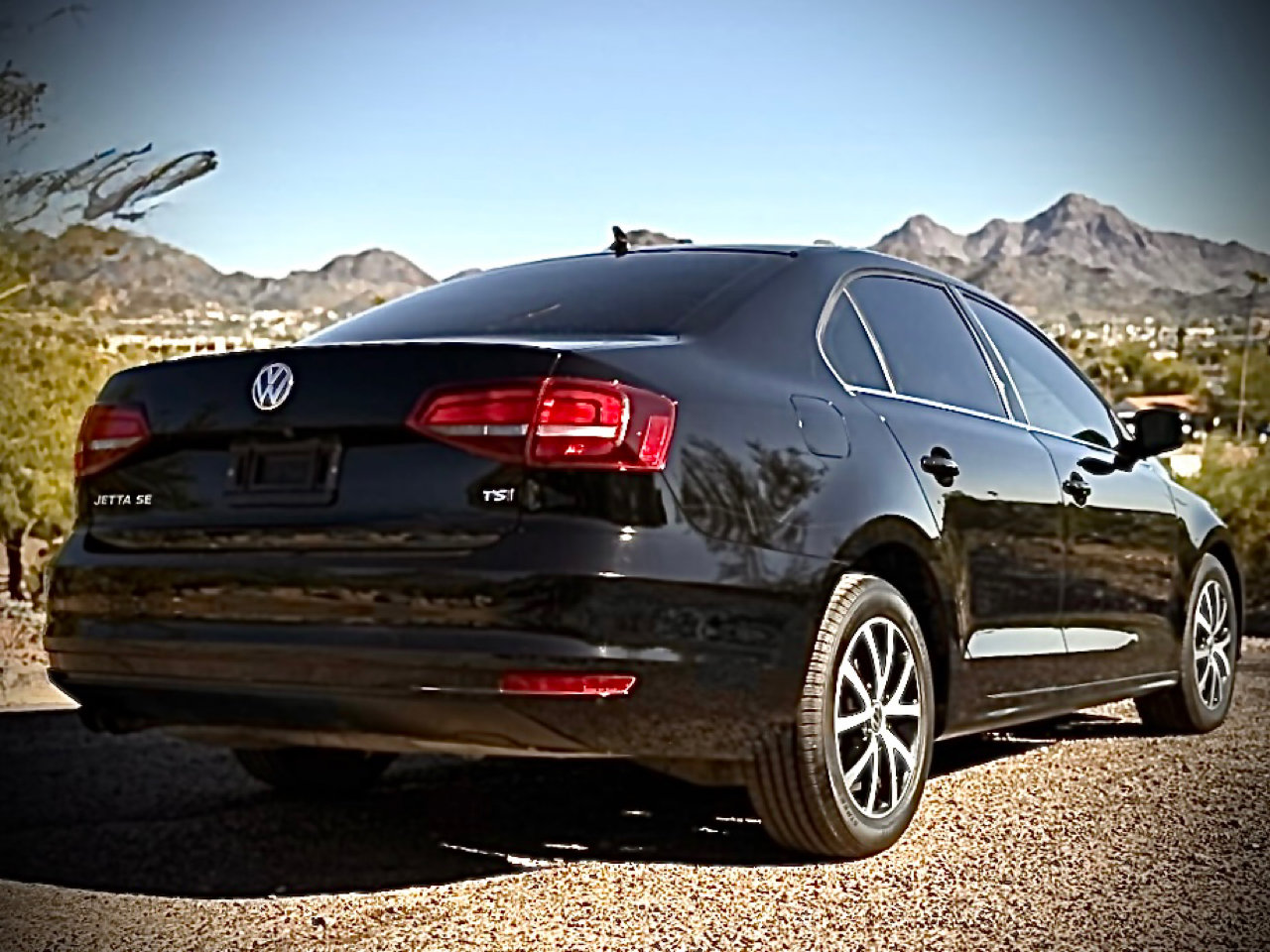 Used 2017 Volkswagen Jetta SE image 6