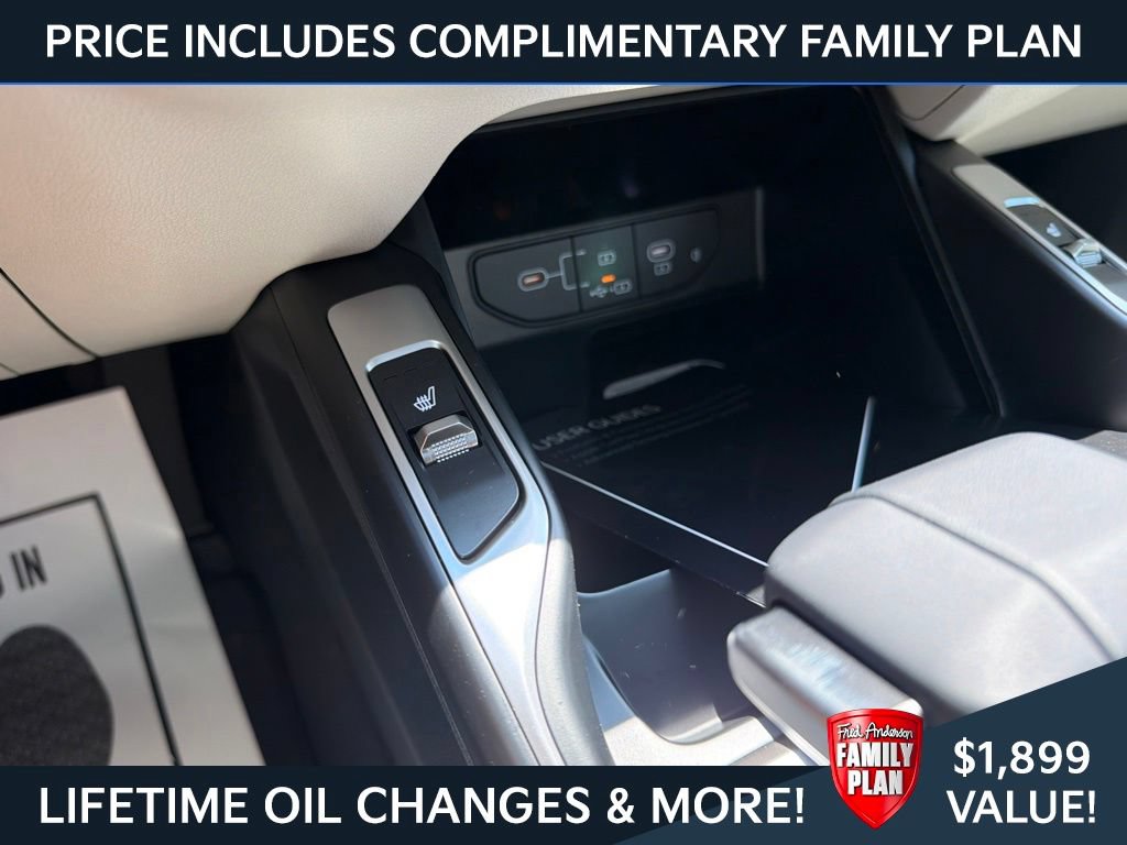 New 2026 Kia Sorento S w/ S Panoramic Sunroof Package FWD image 17