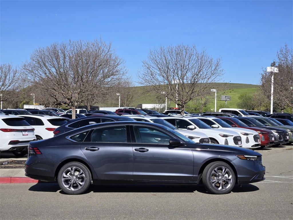 New 2026 Honda Accord EX-L image 3