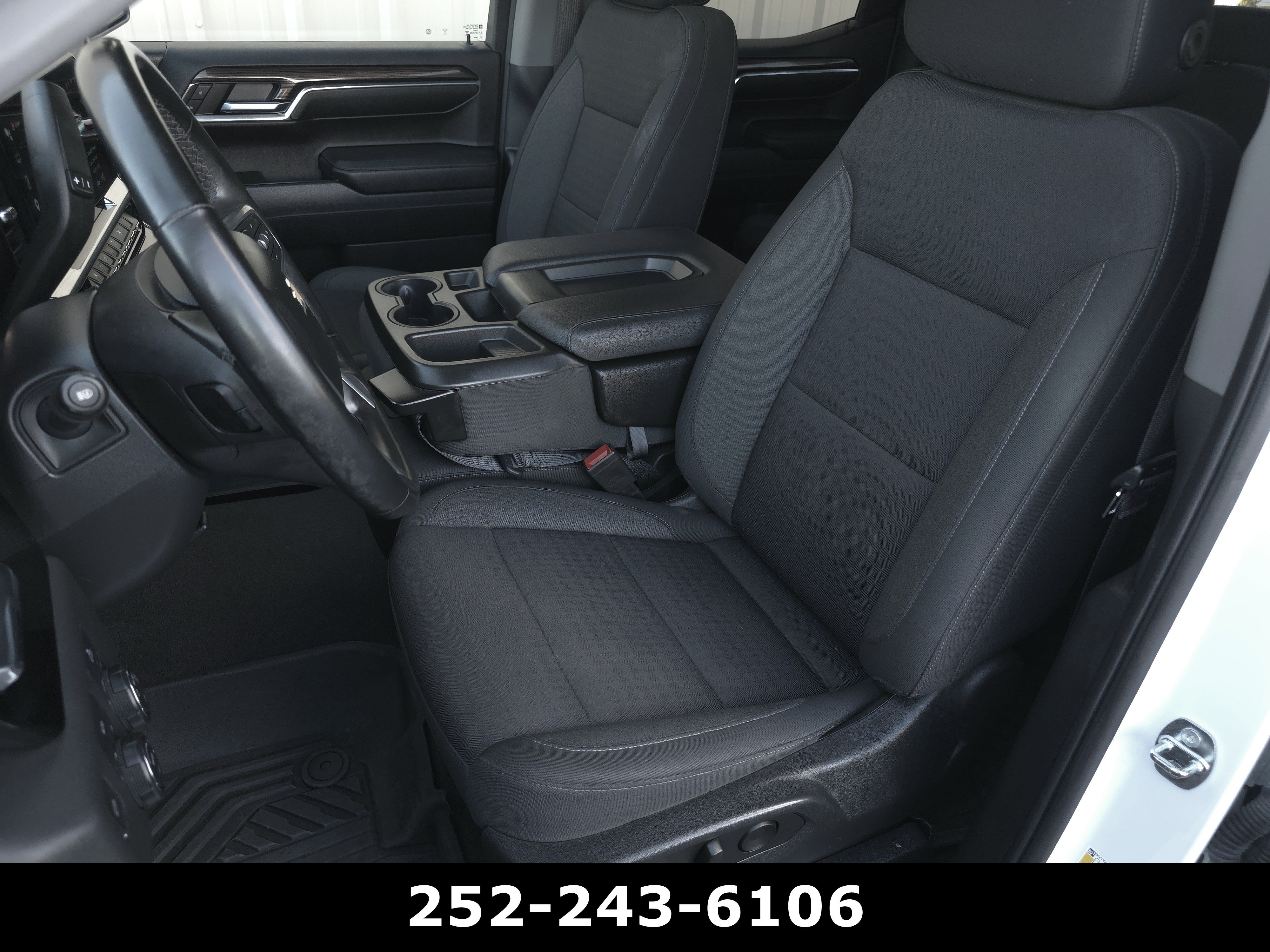 Used 2023 Chevrolet Silverado 1500 LT AWD/4WD image 11