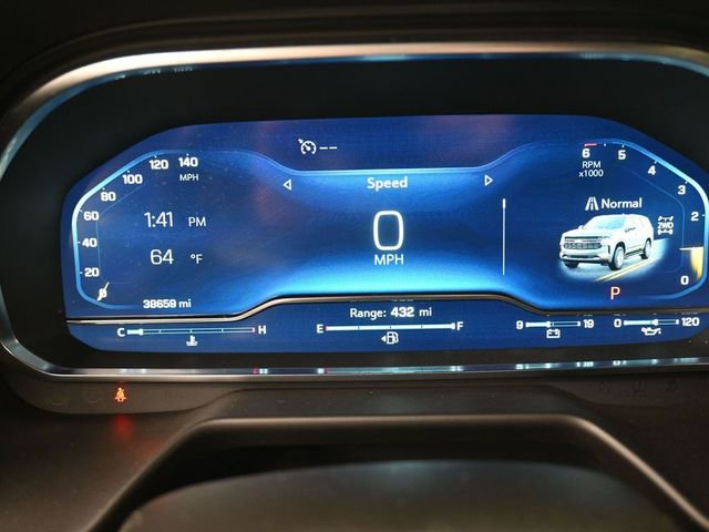 Used 2023 Chevrolet Suburban Premier image 9