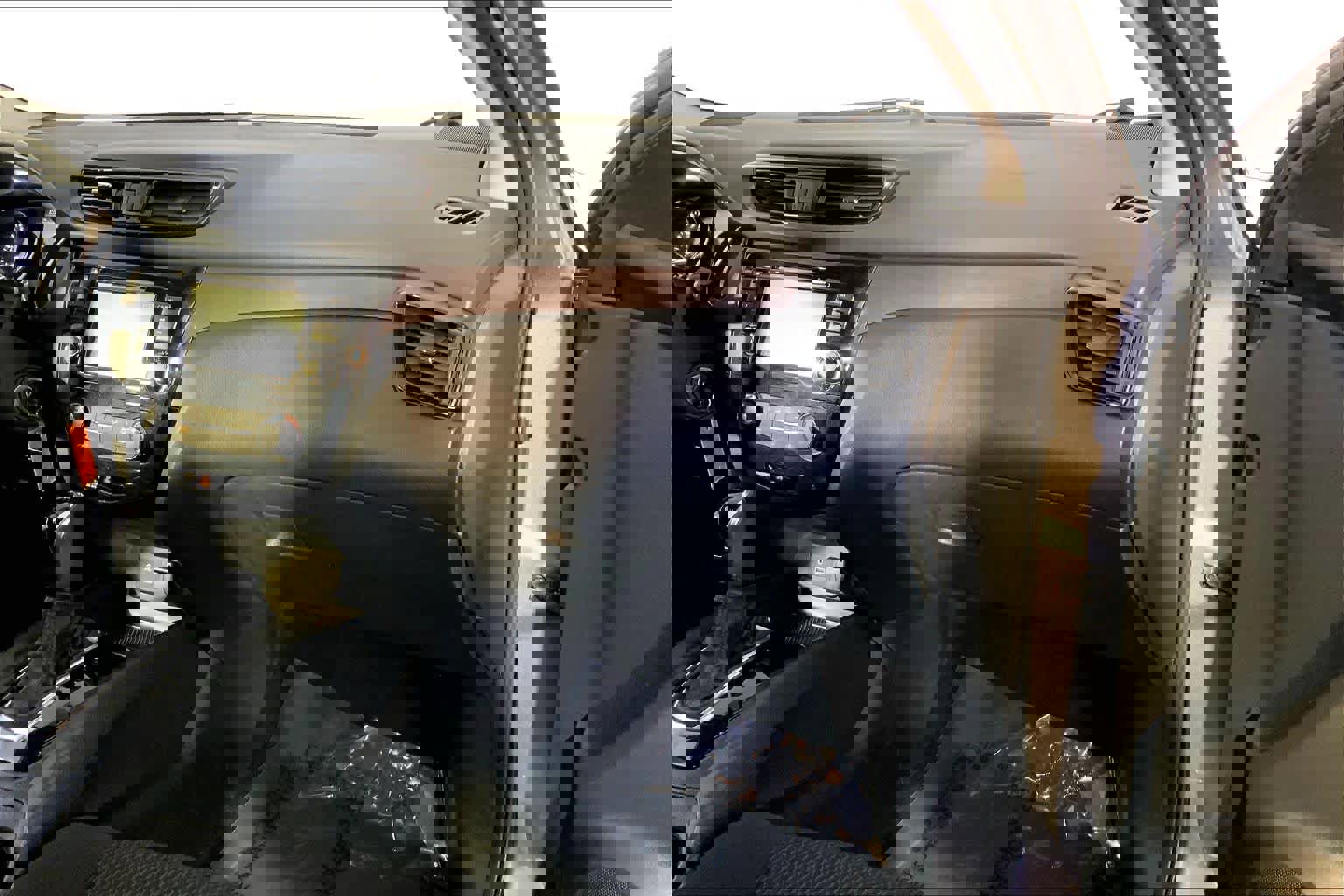 Used 2019 Nissan Rogue Sport S w/ Appearance Package image 19