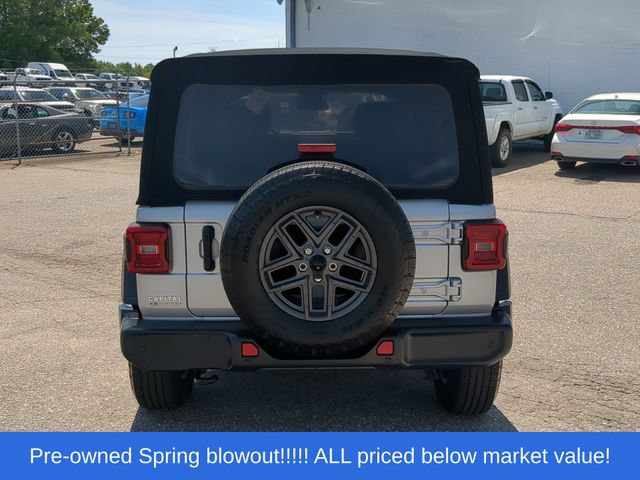 Used 2024 Jeep Wrangler Unlimited Sport AWD/4WD image 12