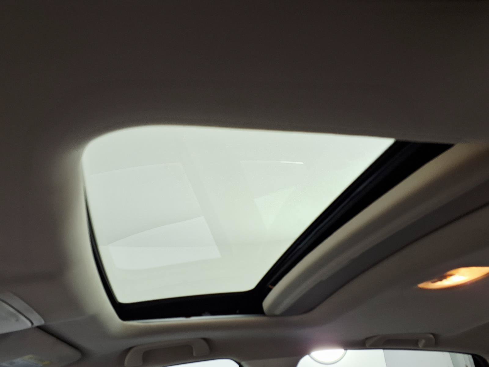 Used 2015 Honda CR-V Touring image 13