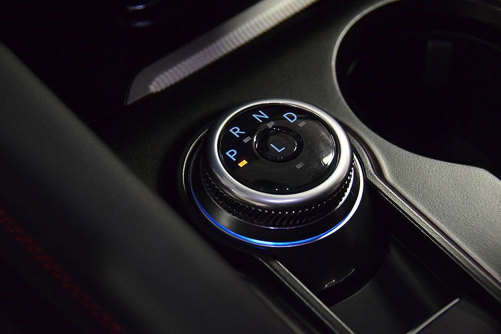 Used 2025 Ford Explorer ST-Line image 26