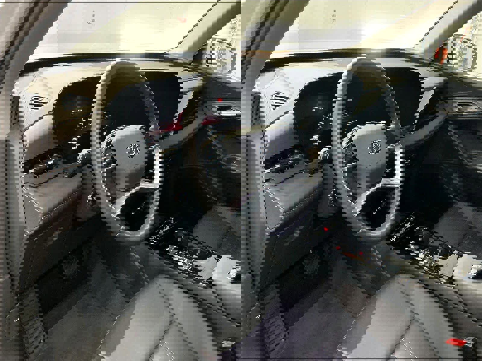 Used 2025 Audi Q6 e-tron Premium w/ Convenience Package image 12