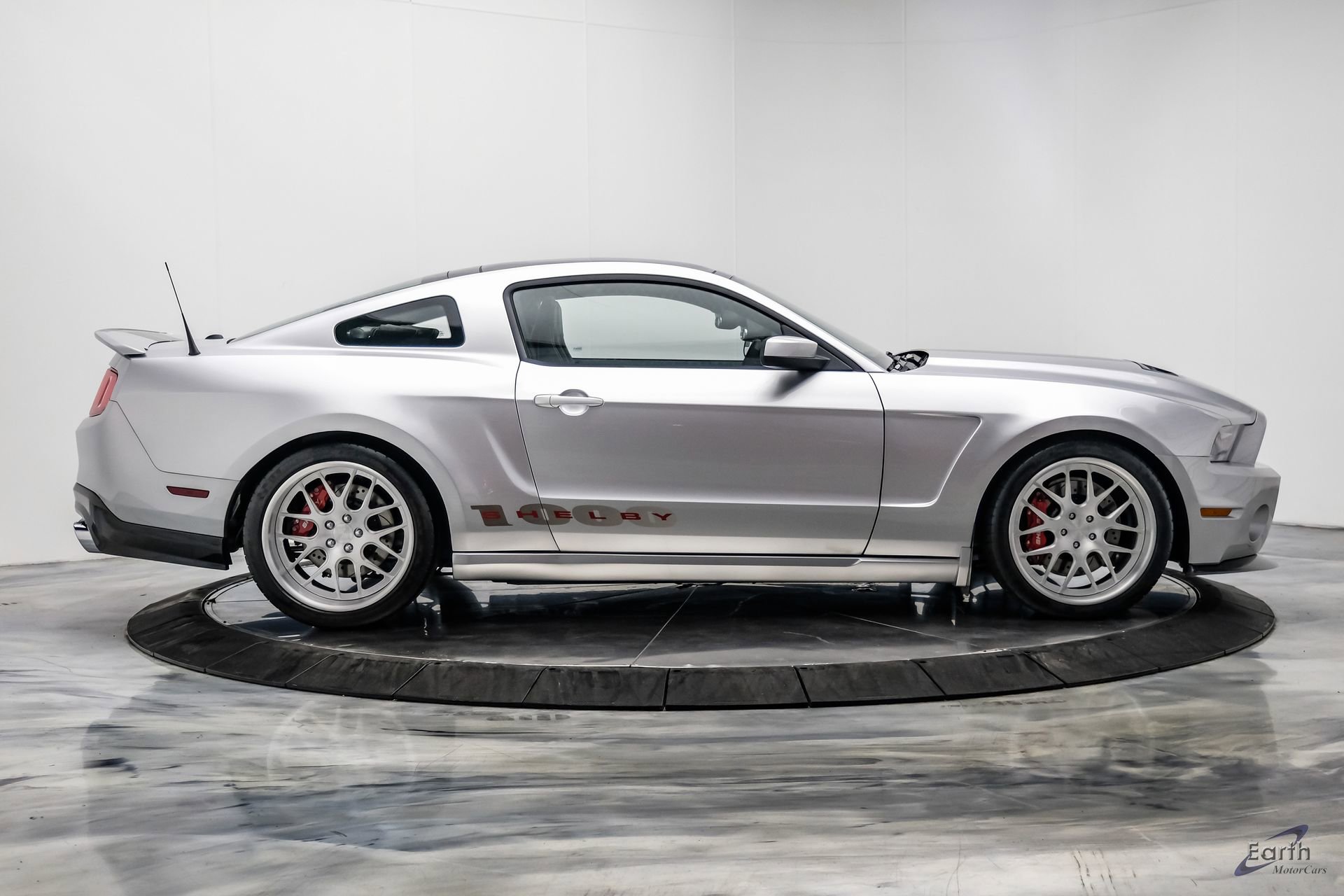 Used 2012 Ford Mustang Shelby GT500 w/ SVT Performance Pkg RWD image 24