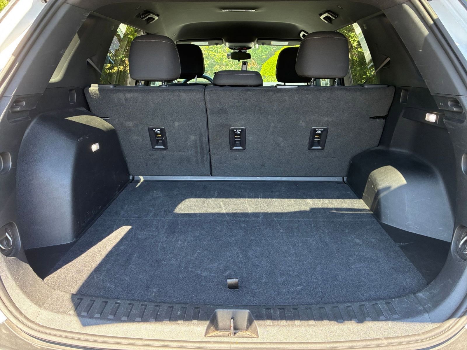 Used 2025 Chevrolet Equinox LT FWD image 31