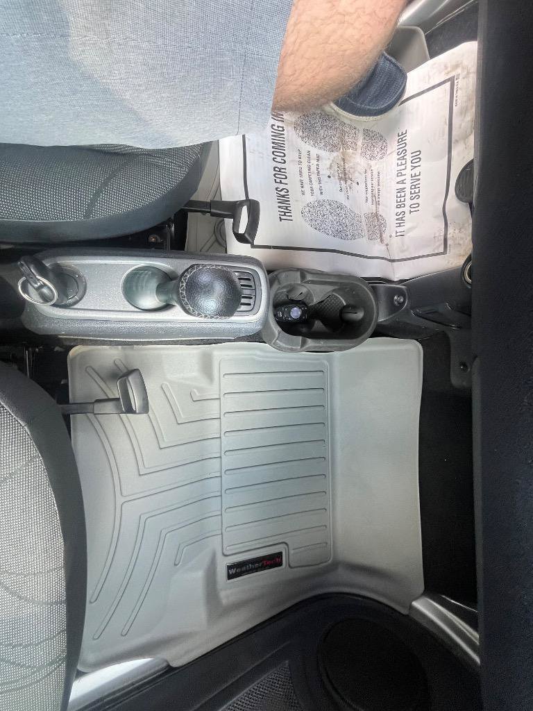 Used 2014 smart fortwo pure RWD image 18