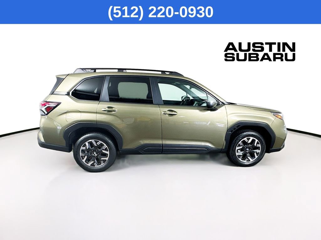 Used 2026 Subaru Forester Premium AWD/4WD image 9