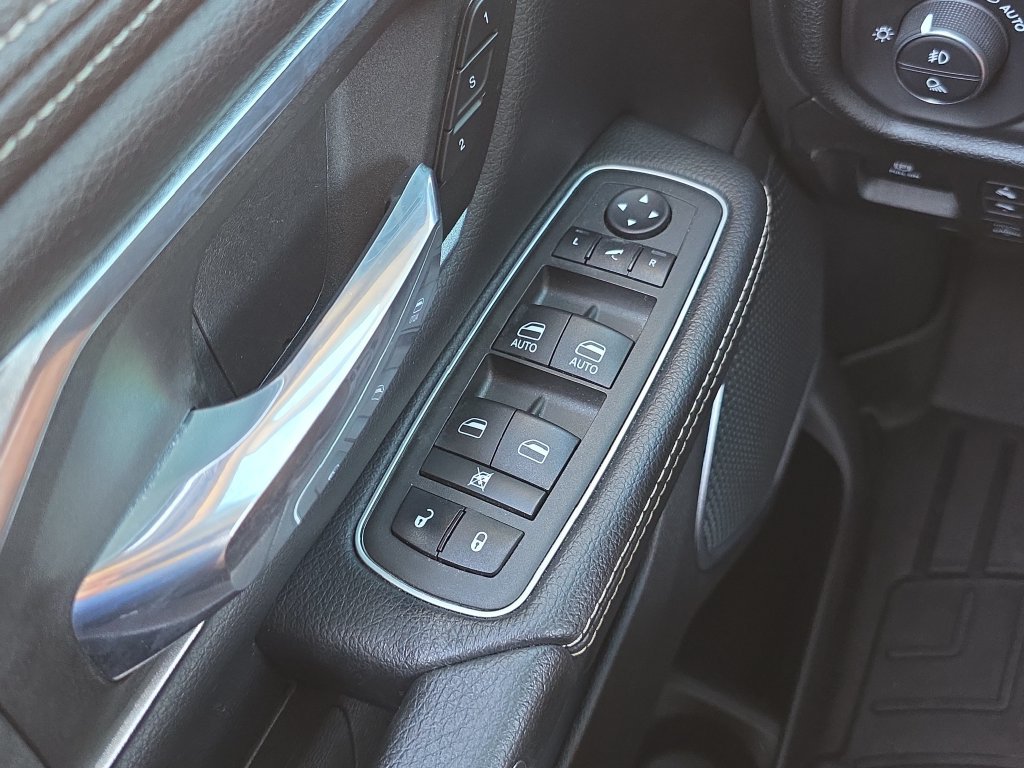 Used 2022 RAM 1500 Laramie RWD image 21