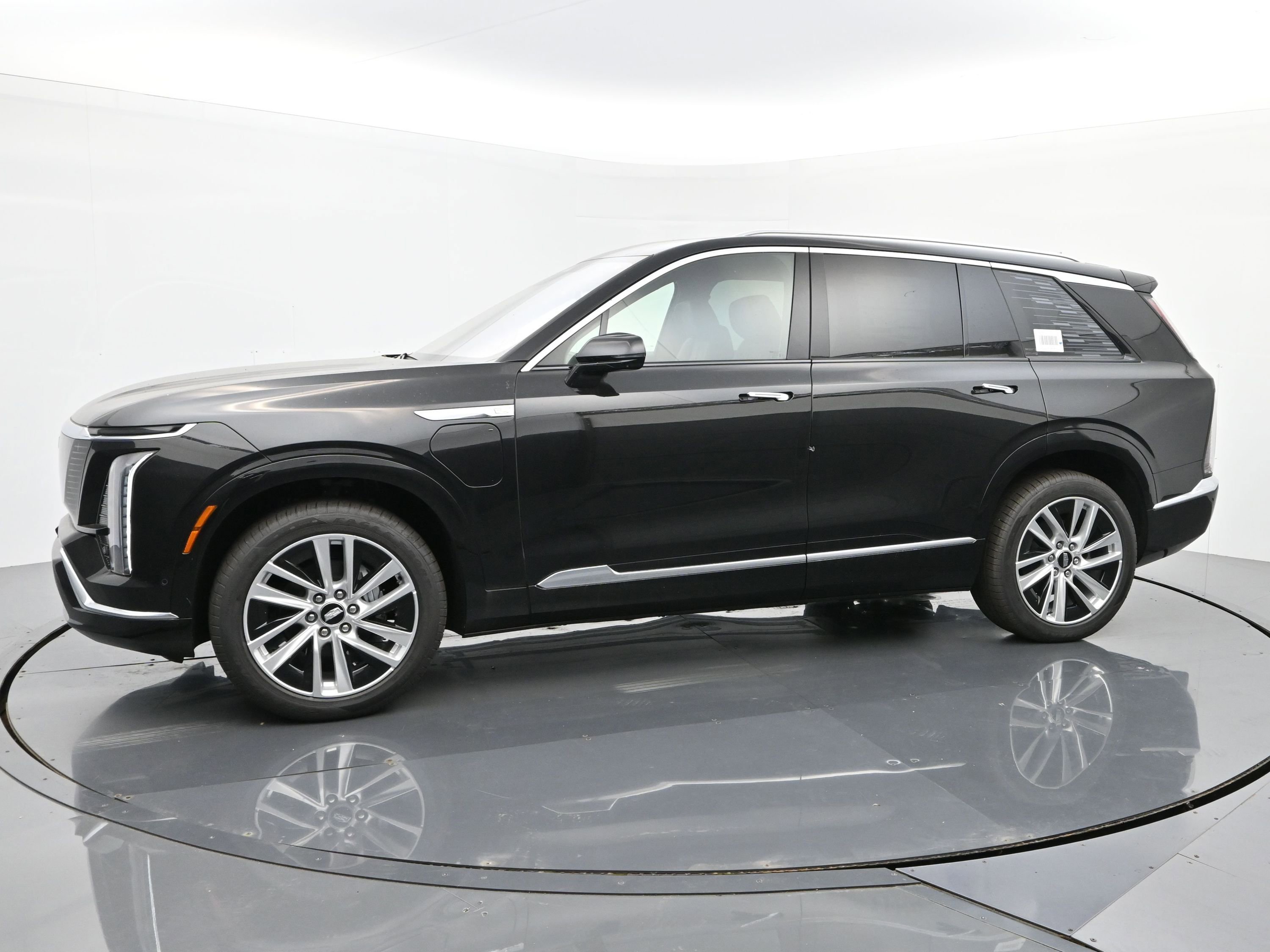 New 2026 Cadillac Vistiq Luxury w/ LPO, Floor Liner Package image 2