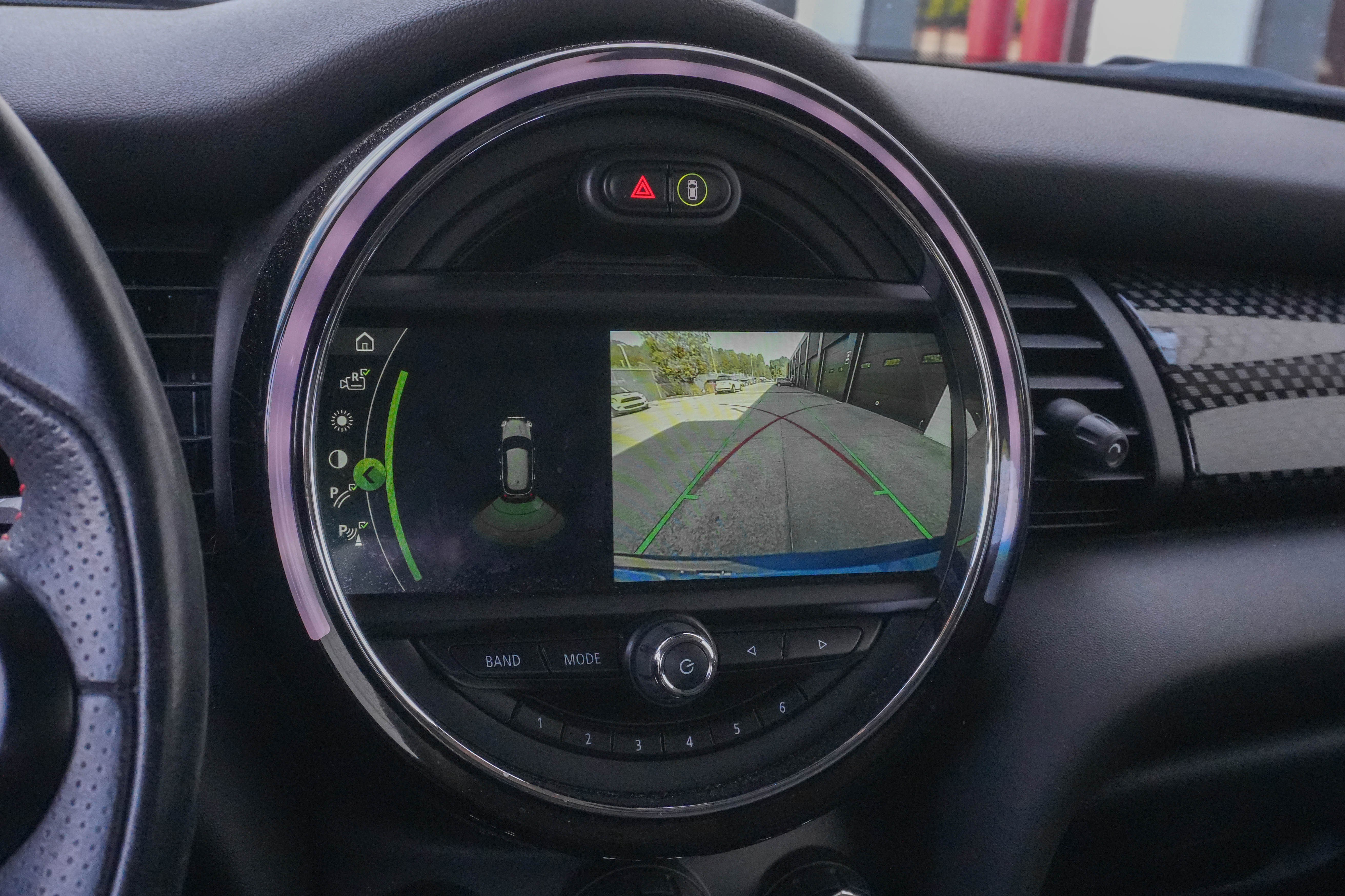 Used 2019 MINI Cooper S image 25