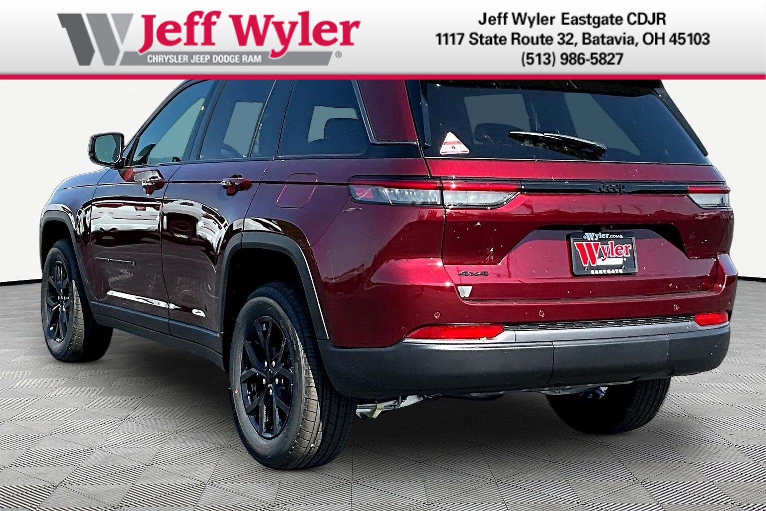 New 2026 Jeep Grand Cherokee Altitude AWD/4WD image 4