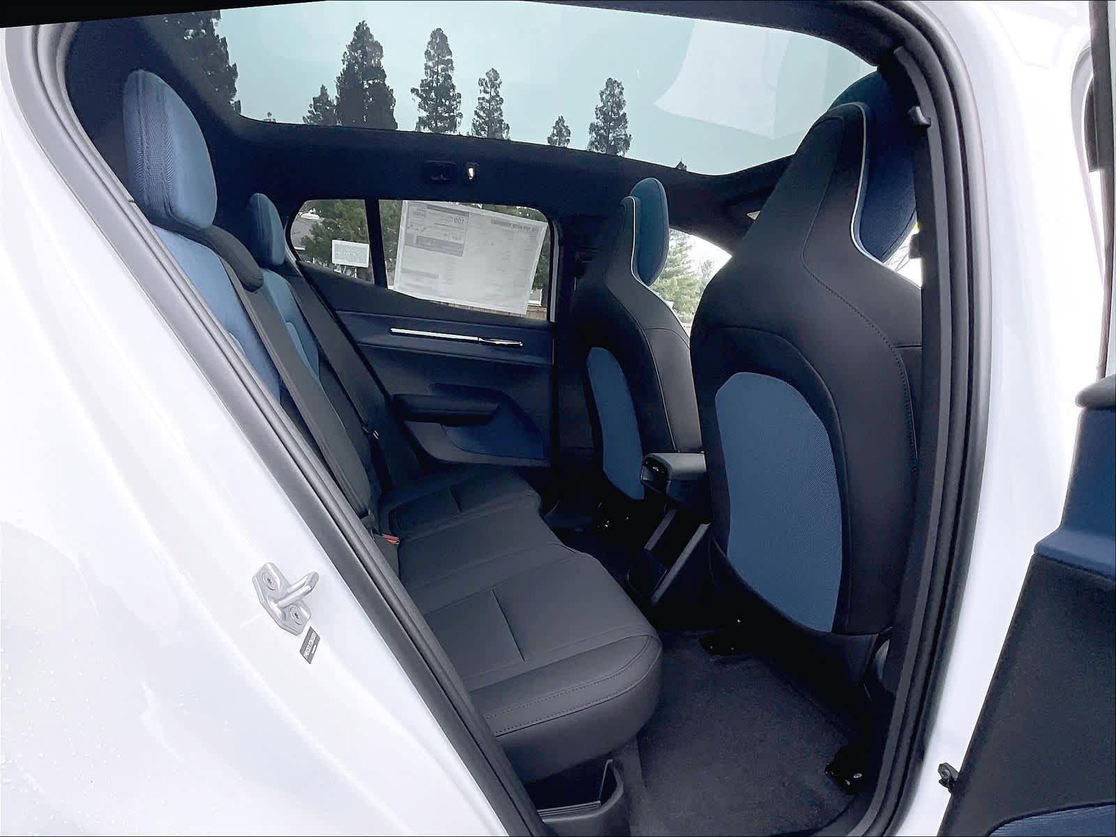 New 2026 Volvo EX30 Ultra w/ Protection Package Premier AWD/4WD image 27