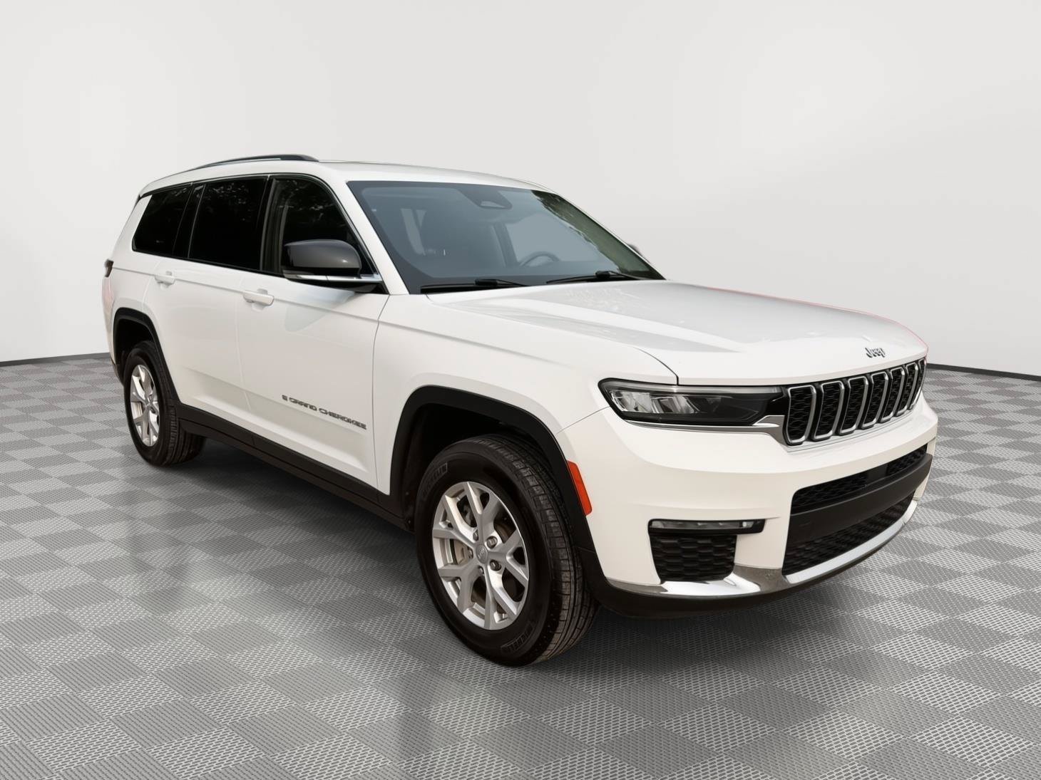 Used 2021 Jeep Grand Cherokee L Limited AWD/4WD image 9