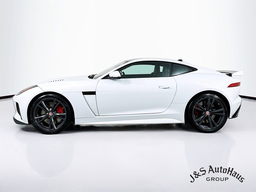 Used 2017 Jaguar F-TYPE SVR image 4