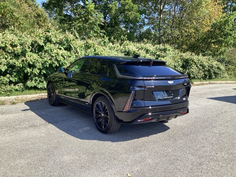 New 2026 Cadillac Lyriq V image 5