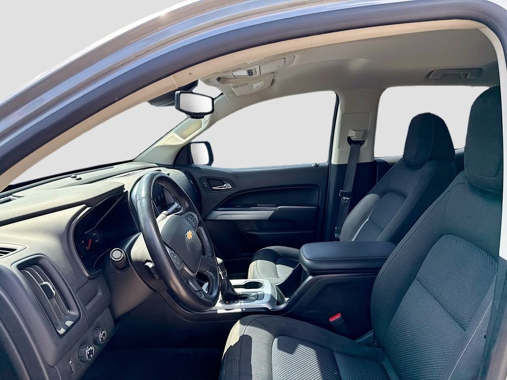 Used 2022 Chevrolet Colorado LT w/ Safety Package image 10
