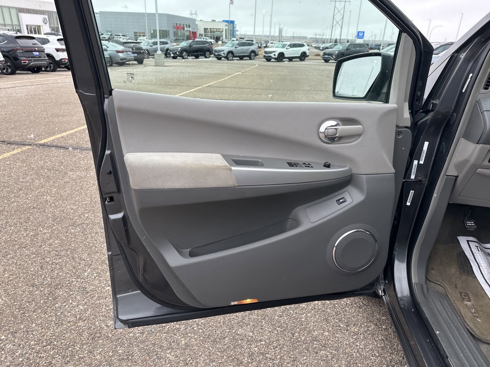 Used 2008 Nissan Quest w/ Seat Pkg image 15