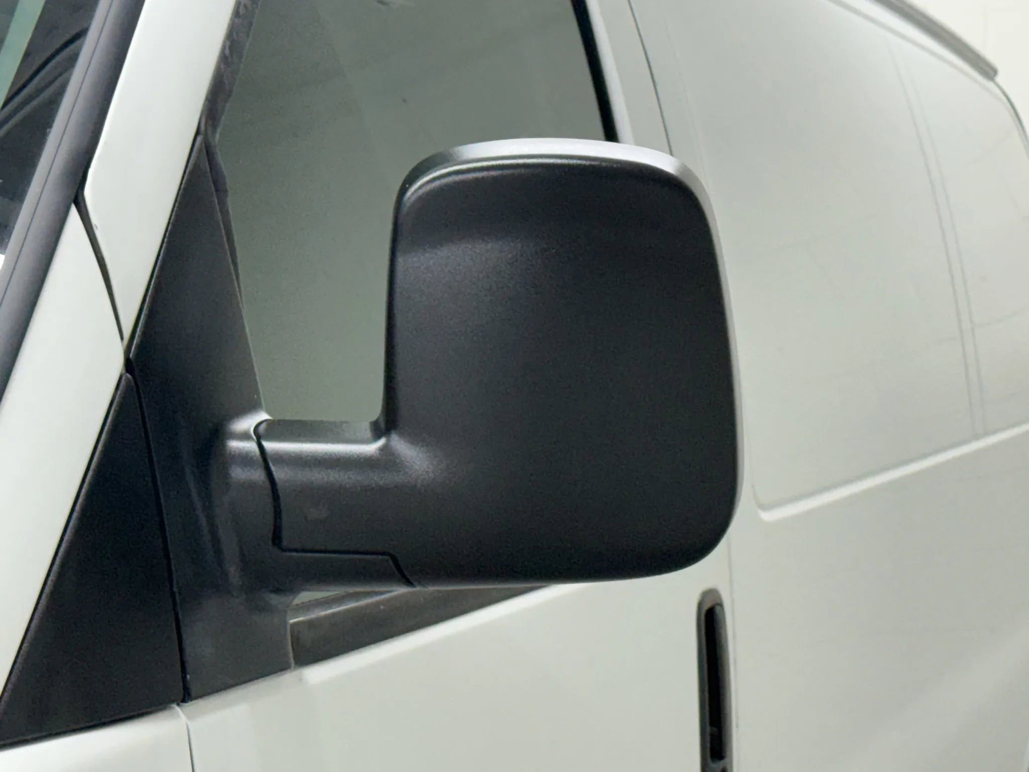 Used 2021 Chevrolet Express 2500 w/ Driver Convenience Package image 13