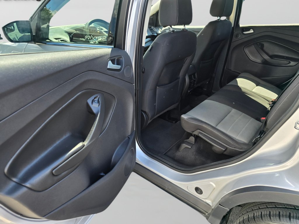 Used 2016 Ford Escape SE w/ Equipment Group 201A AWD/4WD image 22