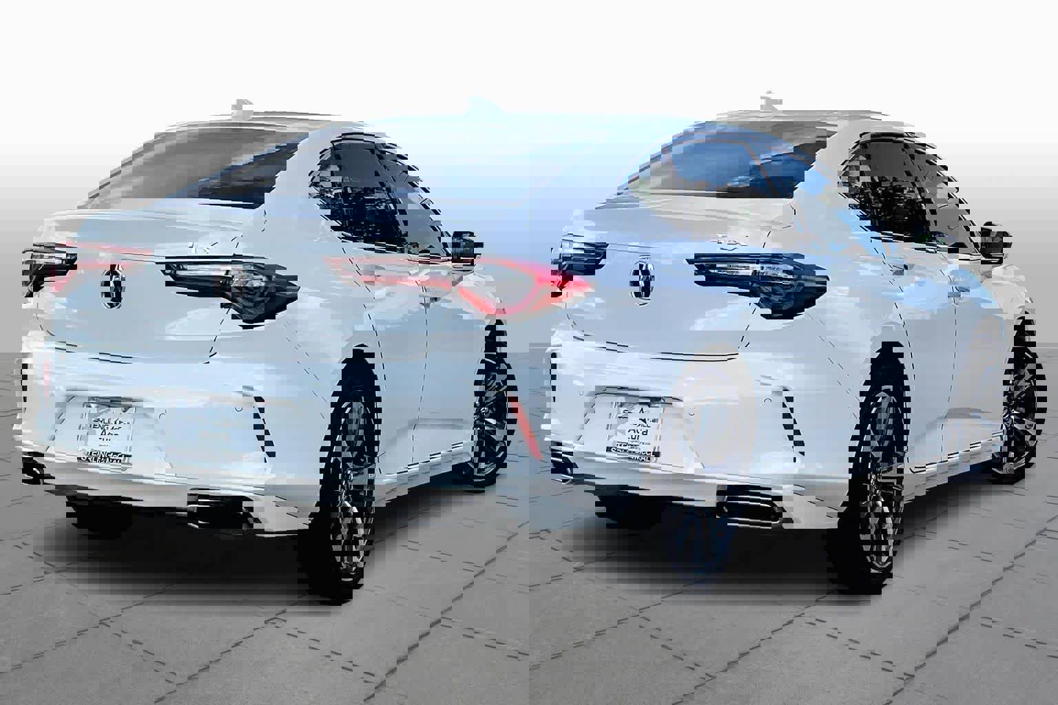 Used 2025 Acura TLX w/ Technology Package image 11